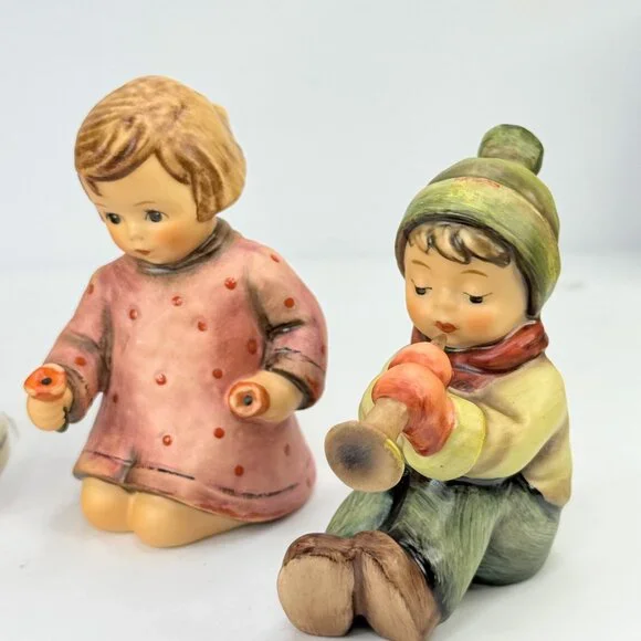 Vintage Hummel figurine set of four collection A646